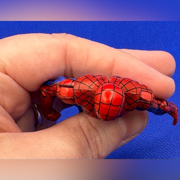 Marvel Spider-Man Action Figure 2010 - Picture 6 of 7